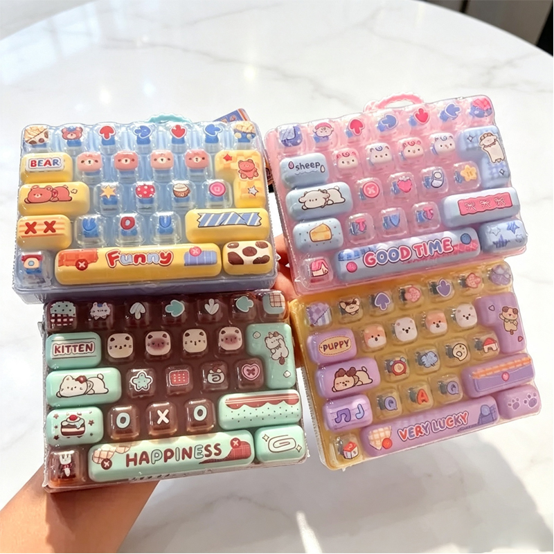 Party Games Switch - มีสินค้าในสต็อก 26Grid Keycap Clicker ของเล่นคลายเครียด คีย์บอร์ดพวงกุญแจ